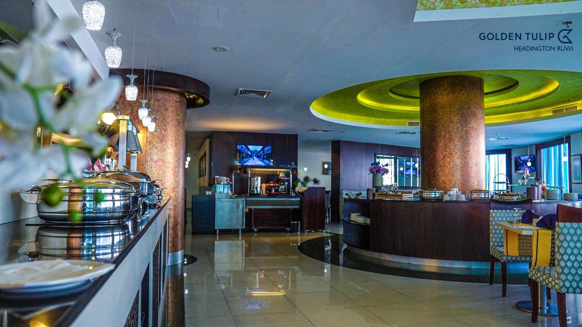 Hotel Golden Tulip Headington Mascate Exterior foto